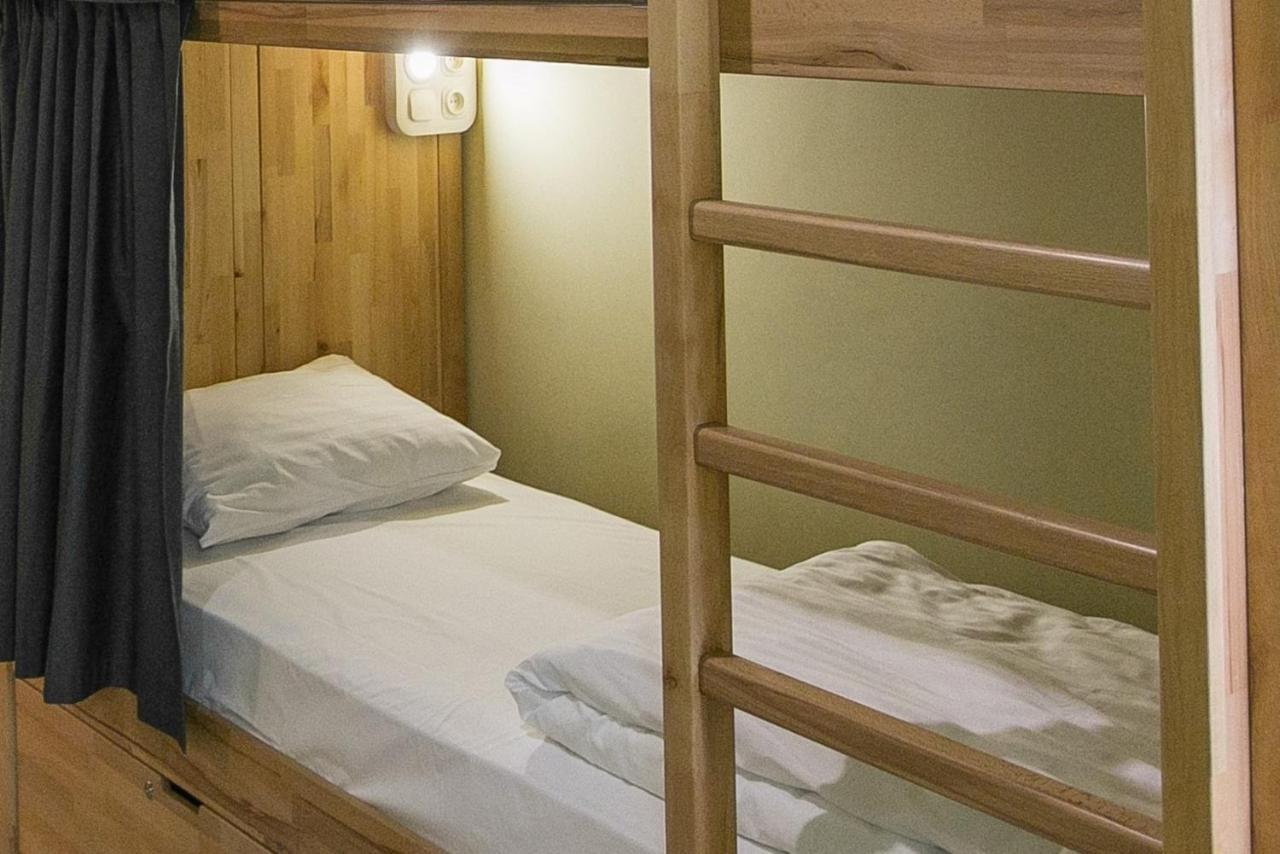 Dream Hostel Lviv Bagian luar foto